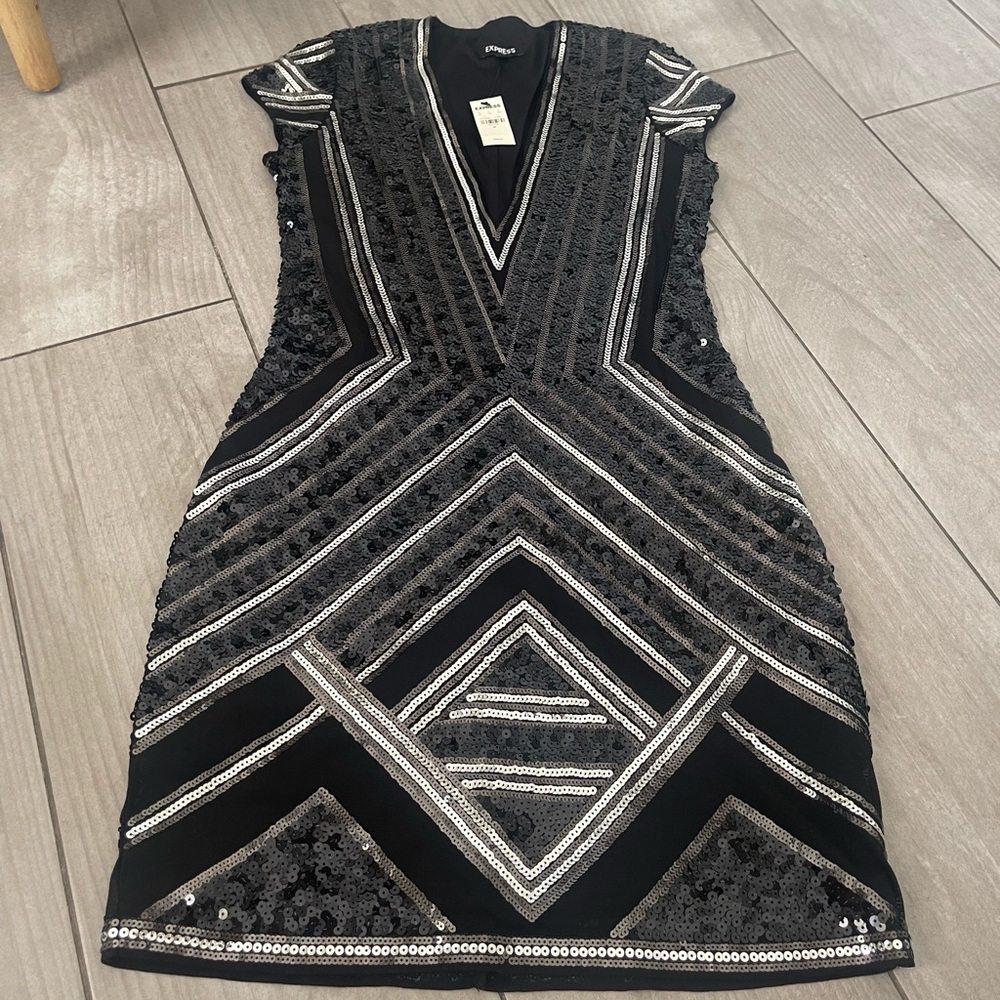 Elegant Black and Silver Sequin Dress